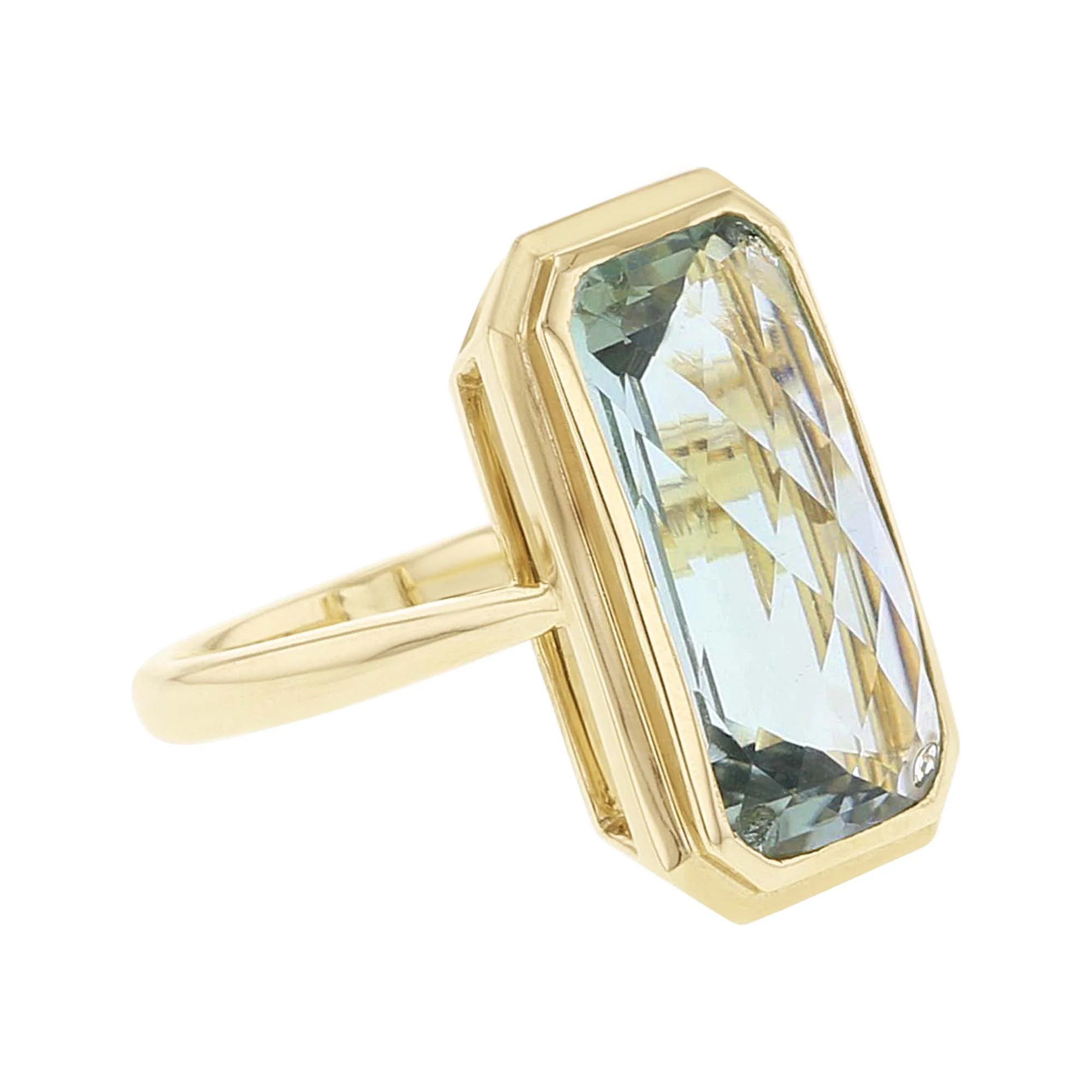 Danu Green Amethyst Bezel Ring - Image 2
