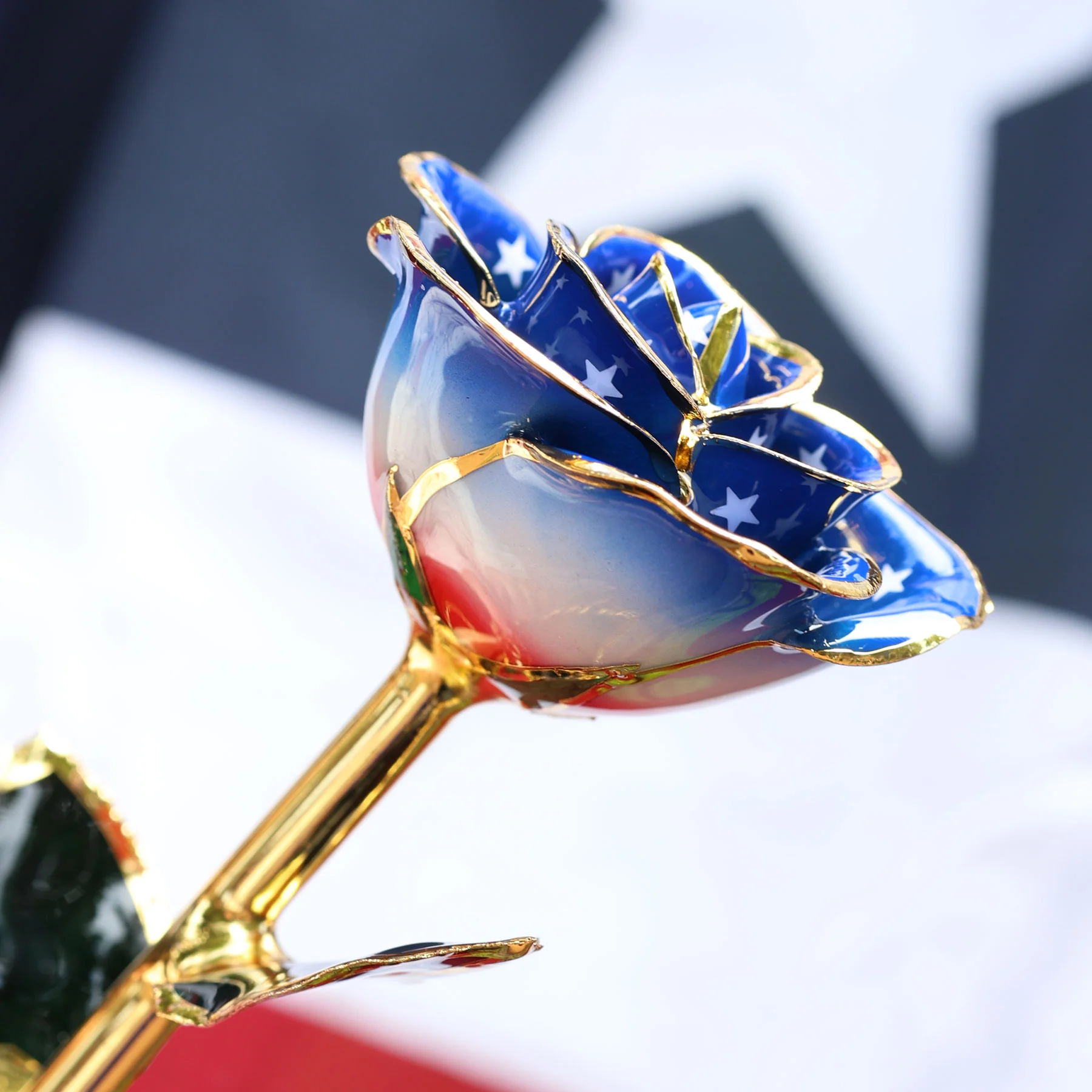 USA 24k Gold Dipped American Beauty Rose - Image 2